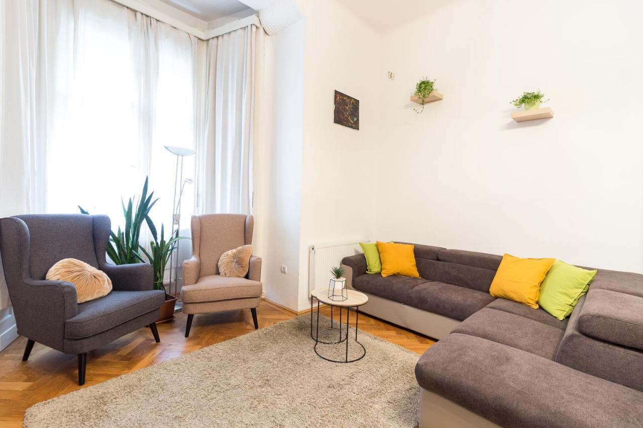 Beautiful Spacious Three-Room Suite Close To Buda Castle Budapest Exterior foto