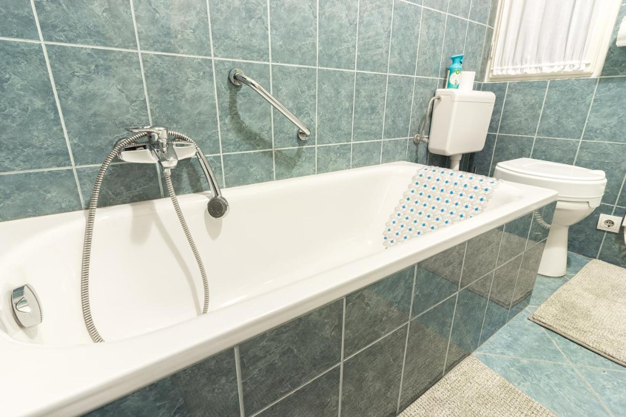 Beautiful Spacious Three-Room Suite Close To Buda Castle Budapest Exterior foto