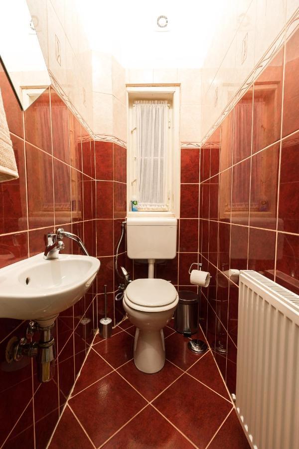 Beautiful Spacious Three-Room Suite Close To Buda Castle Budapest Exterior foto